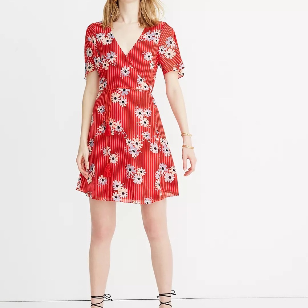 MADEWELL size 8 Button-Wrap Dress in Daisy Society Red